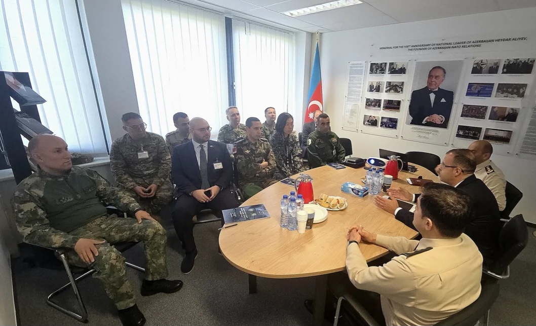 Azərbaycanın NATO yanındakı nümayəndəliyində 9 ölkənin nümayəndələri qəbul edilib